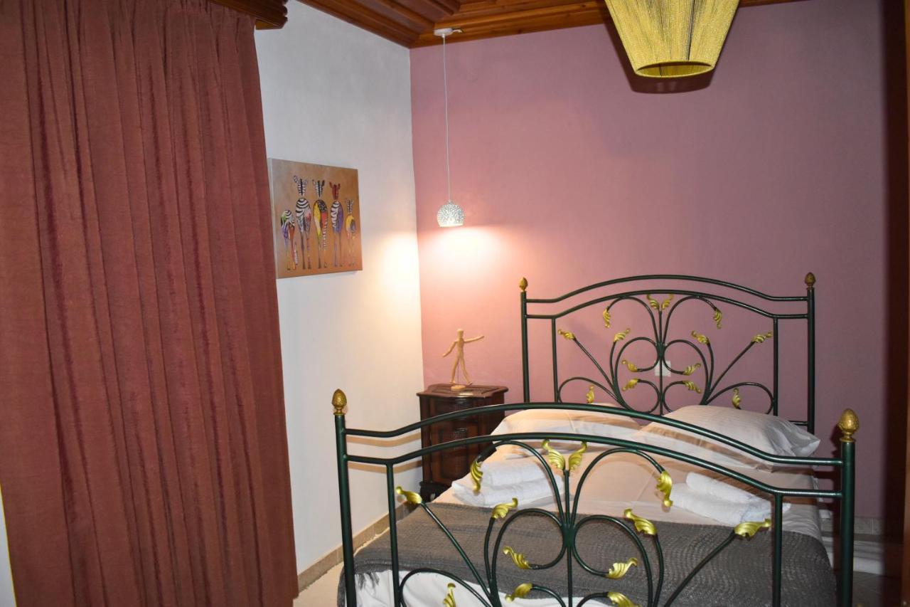 Lila'S Guest House Mikros Prinos Ngoại thất bức ảnh