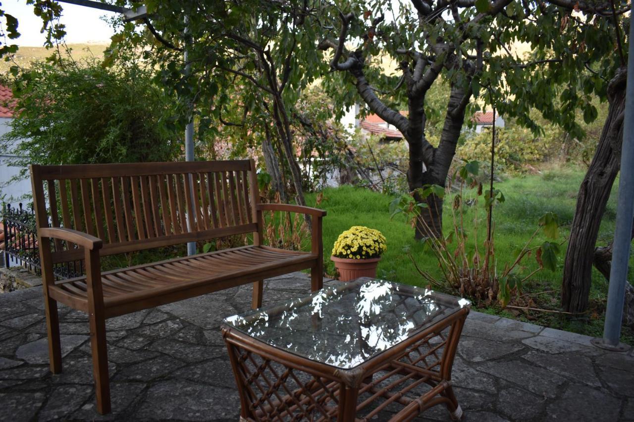 Lila'S Guest House Mikros Prinos Ngoại thất bức ảnh