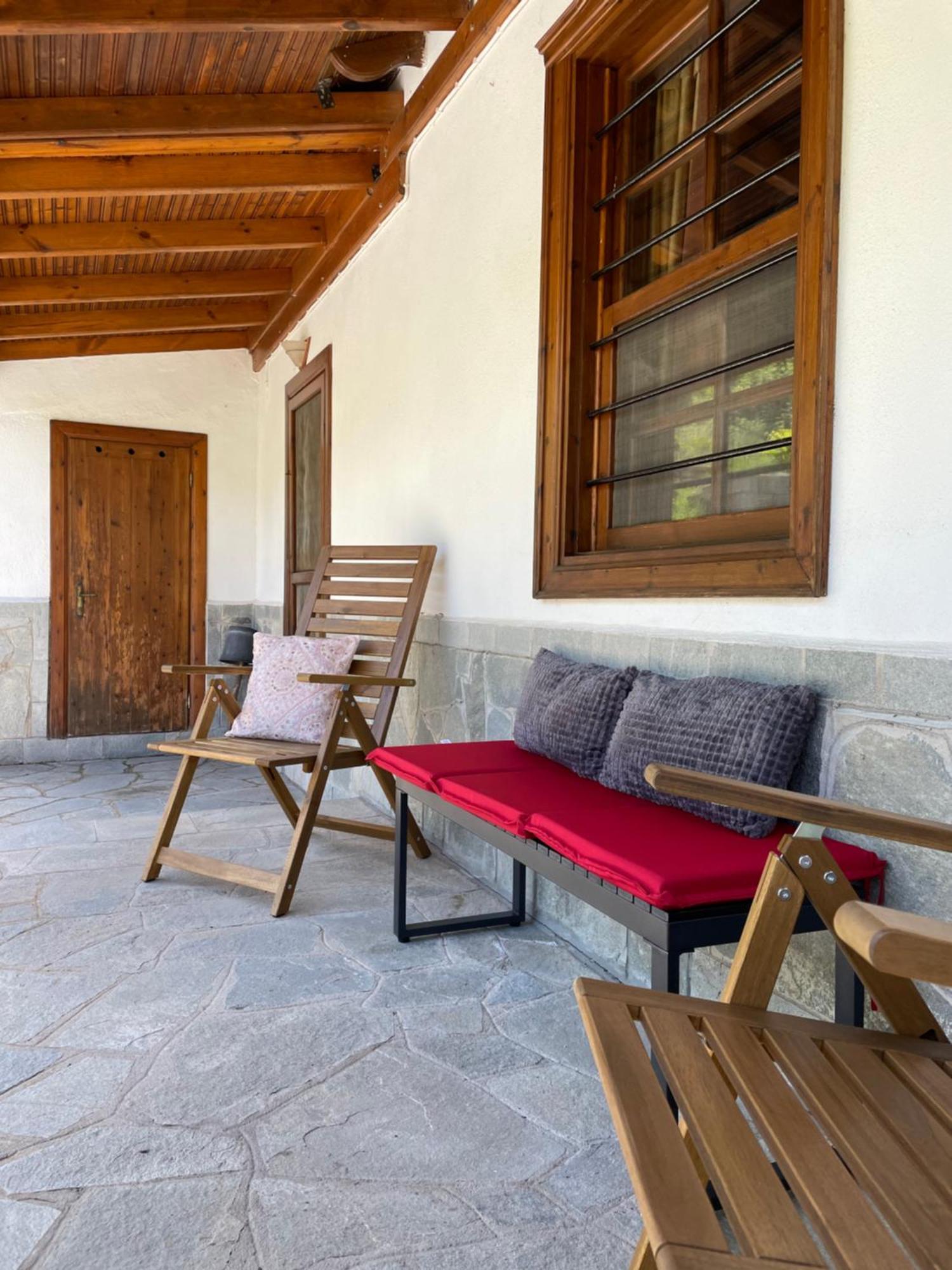 Lila'S Guest House Mikros Prinos Ngoại thất bức ảnh